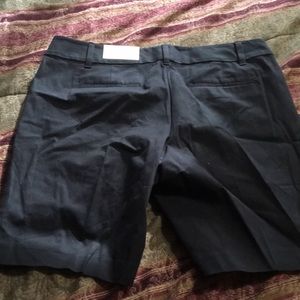 ANN TAYLOR Factory Walking Shorts